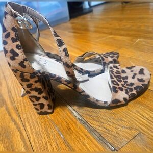 a new day Leopard Print Women's Heels Size 6